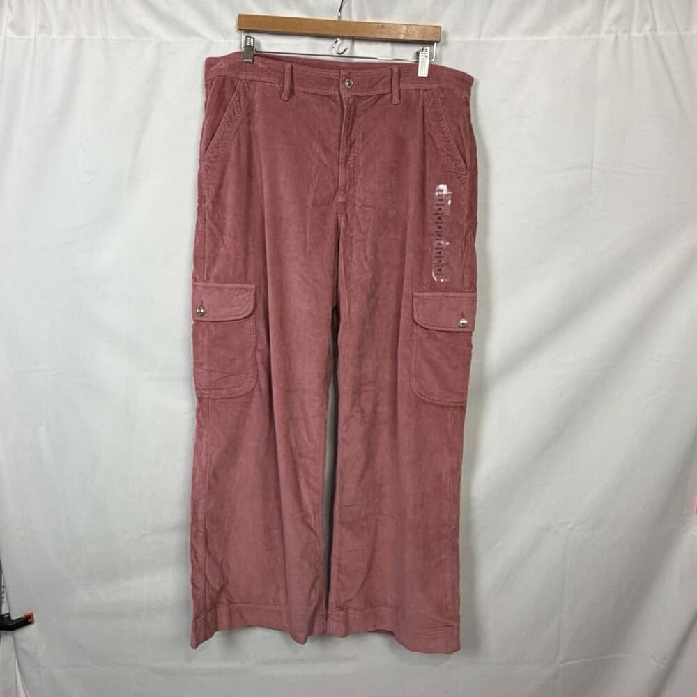 American Eagle Super High Rise Baggy Wide Leg Corduroy Cargo Pants 18